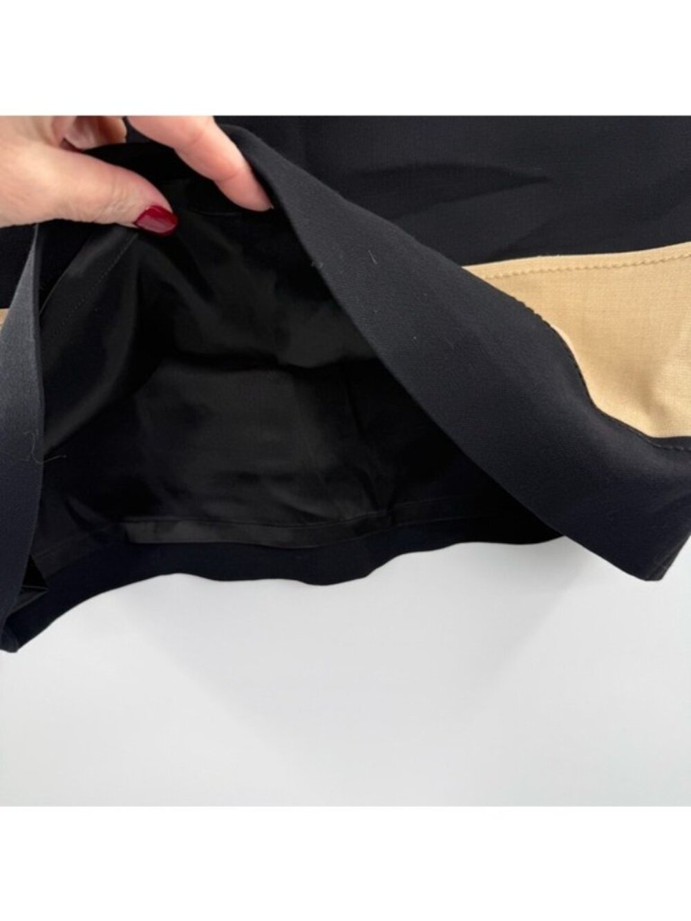 Kate Spade New York Stripe Mini Skirt Black Tan Wool Blend Size 2 Lined Side Zip - Picture 10 of 10
